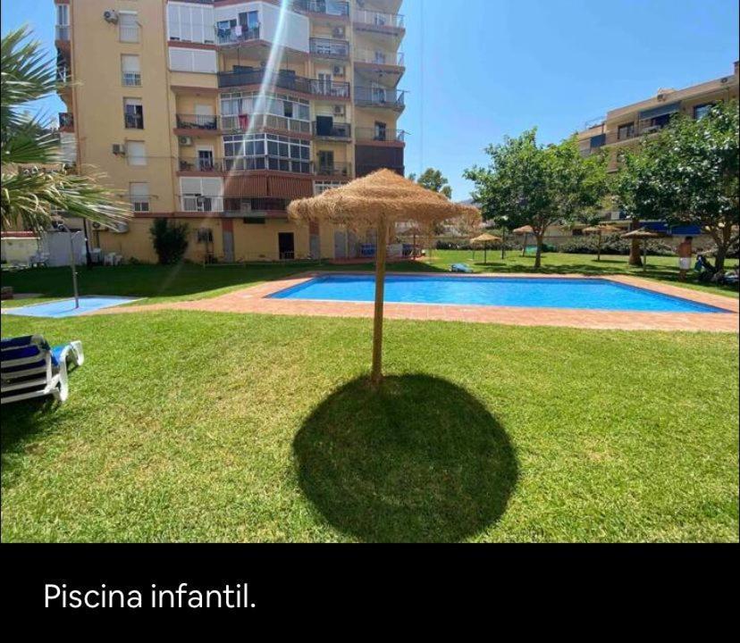Apartamento Paseo Maritimo De Playamar 托雷莫利诺斯 外观 照片